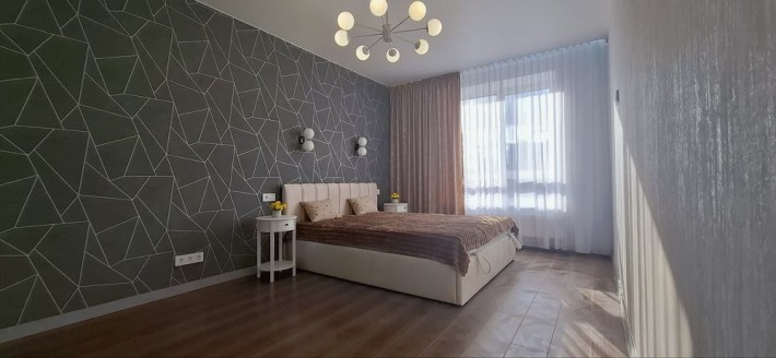 Дизайнерська квартира біля набережної Ірпеня. Швидкий виїзд до Києва - фото 1