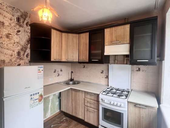 Продаж 1к кв без балкону ПівнГЗК ( СевГок) Кривий Ріг