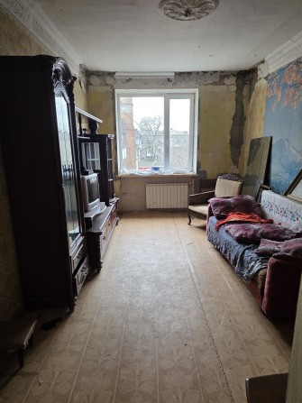 ПРОДАМ  2к сталинку в самом ценре - фото 1