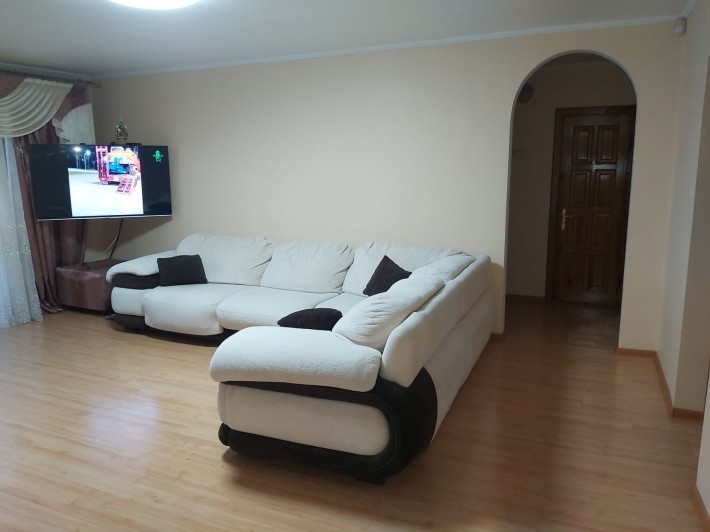 Продається великогабаритна  квартира  від власника! - фото 1