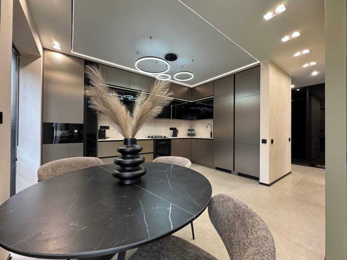 Продам елітну 3 кім з ремонтом в ЖК Клубне Містечко 12 - фото 1