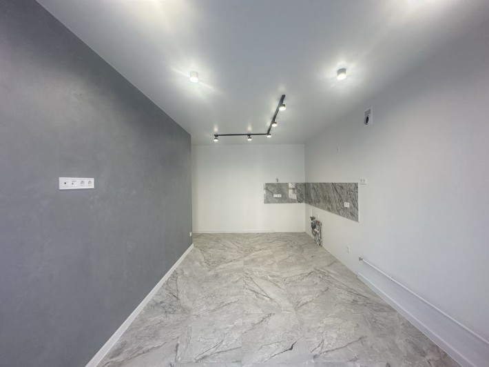 Продаж 2-х кімнатної квартири з ремонтом - фото 1