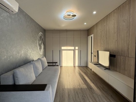 Дизайнерська євро 3к з новим ремонтом та газом в Ірпені Ірпінь