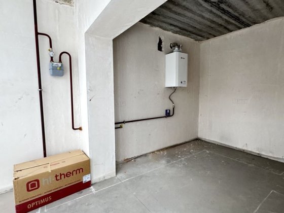 Продам Квартиру без Ремонту ! Будинок зданий !Опалення Газ Ірпінь