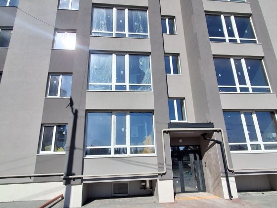 Продаж Трьохкімнатної  новобудови на Маріуполя Кременчуг