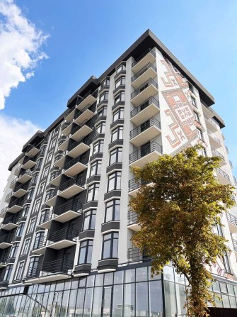 Здана двокімнатна квартира біля ТЦ Велес, готова до ремонту - фото 1