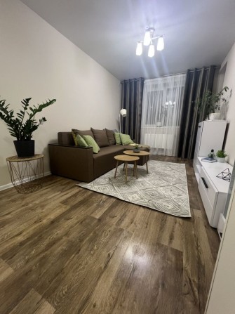 Однокімнатна в центрі, 2%, газ, балкон! Без комісії! - фото 1