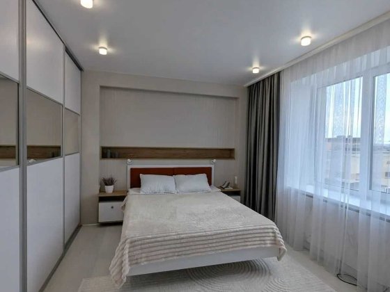 затишна квартира на вул. Івасюка Івано-Франківськ