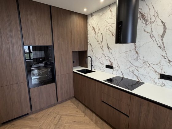 3-кімнатна квартира з дизайнерським ремонтом в жк Центральний 2 Ірпінь