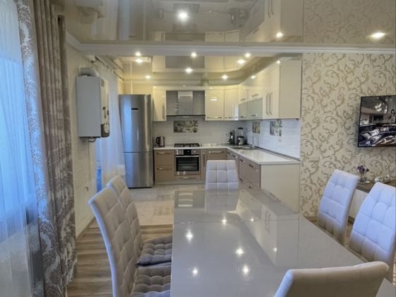 Продається простора 3-кімнатна квартира в новобудові з рем. (Раківка) Кременчуг