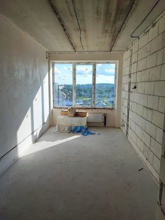 Терміново! Супер квартира з частковим ремонтом - фото 1