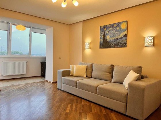 Продається квартира в спальному районі міста Ивано-Франковск