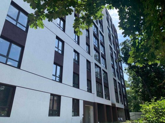 2к квартира біля озера Ивано-Франковск