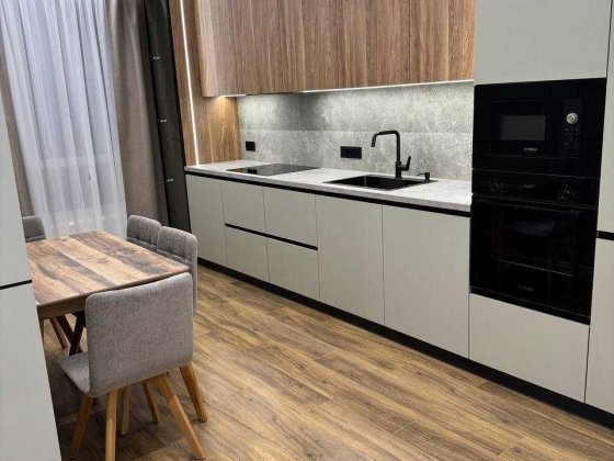 Продається стильна двокімнатна квартира в самому центрі Івано-Франківськ