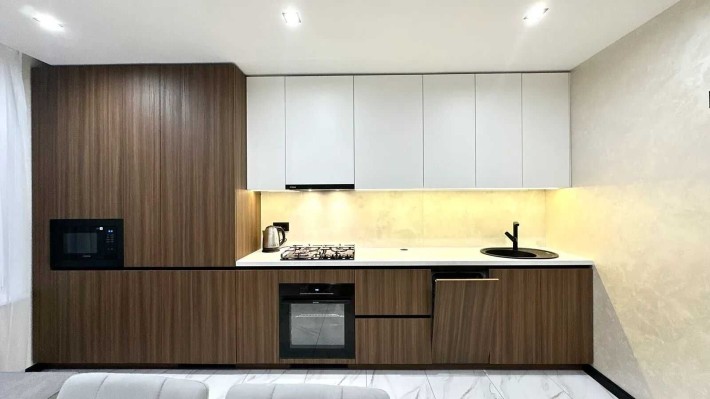 Продаж 1-кімнатної квартири в центральній частині міста - фото 1