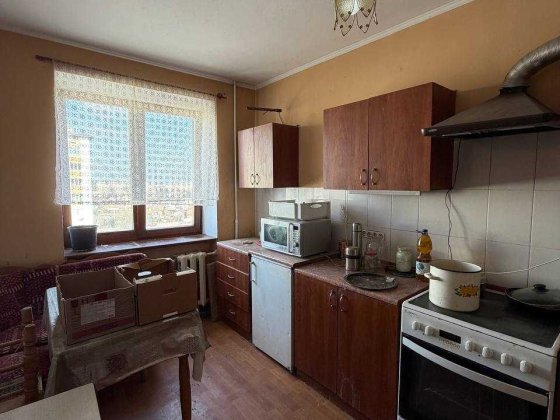 Продається простора 3-кімнатна квартира в цегляному будинку вул Нова Івано-Франківськ