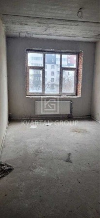 Продаж 1 кімнатної квартири в центрі. Оформлення мінімальне - фото 1
