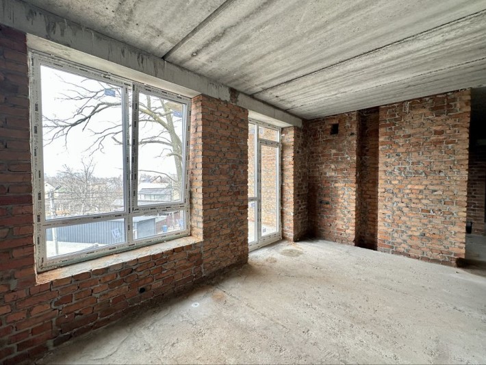 Продам 1 к . Квартиру з балконом та газом ! Центр Ірпеня ! - фото 1