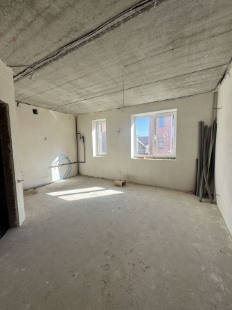 Квартира з частковим РЕМОНТОМ! Сертифікат ТАК! Біля озера! Без % - фото 1