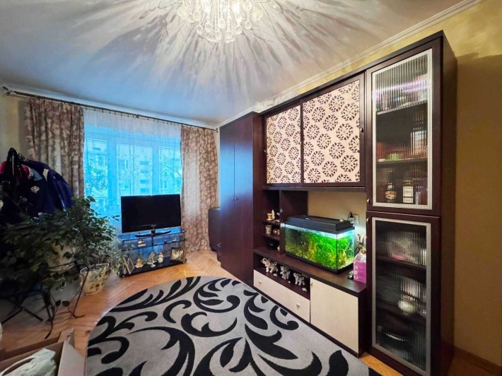 Продаж укомплектованої 3к. квартири - фото 1