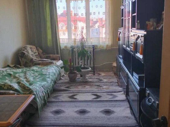 Продаю 1 кім. квартиру по вул. Миколайчука (р-н. Каскад) Івано-Франківськ