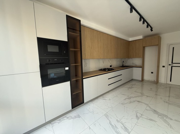 Продаж двокімнатноі квартири - фото 1