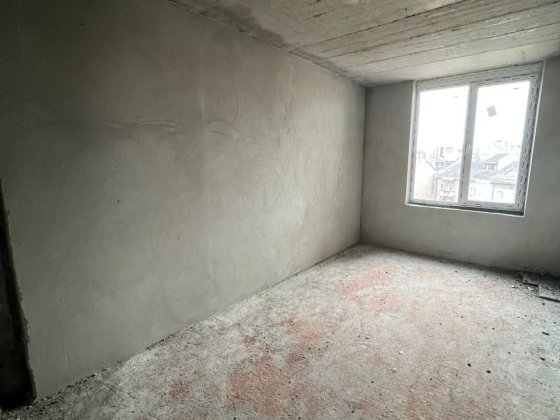 Продаж 3-кімнатної квартири на зручному 3-му поверсі. Район Пасічна. Івано-Франківськ