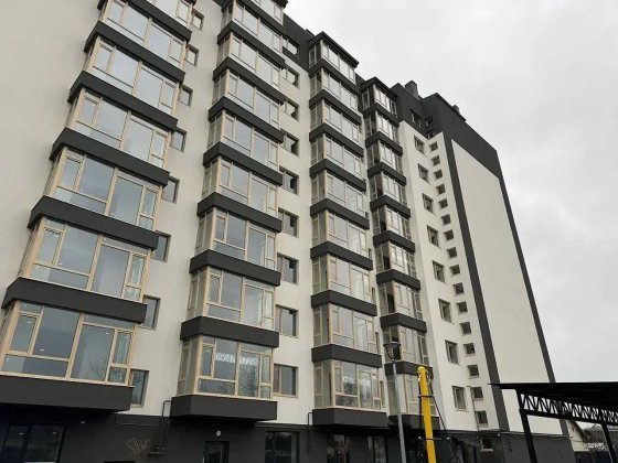 Здана двокімнатна поблизу Арсену та Епіцентру. Ивано-Франковск
