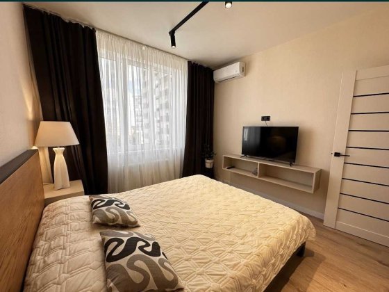 Однокімнатна квартира з видом на парк Центральний! Програми так! Ірпінь