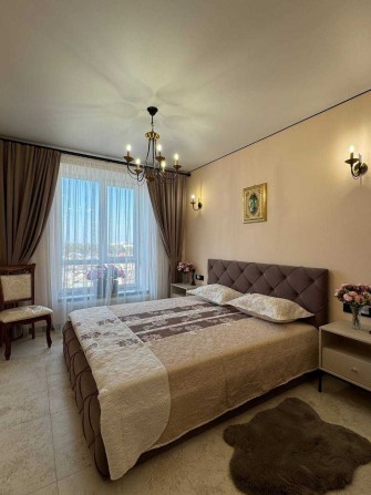 Квартира з ремонтом поруч з Центральним парком - фото 1