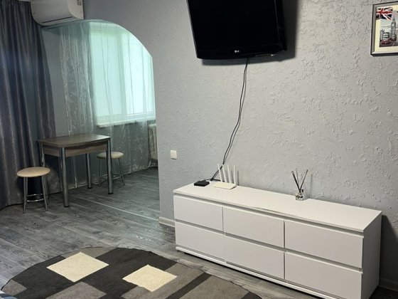 Продам Однокомнатную квартиру ул.Героев Ато. Кривой Рог