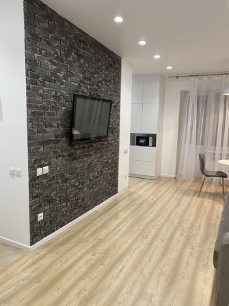 Продам квартиру 2-х комн на 95-ом.Гагарина 3 - фото 1