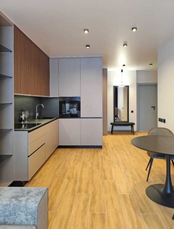 Простора квартира 67 м² з кухнею 20 м² та ремонтом | ЖК Ірпінь Сіті - фото 1