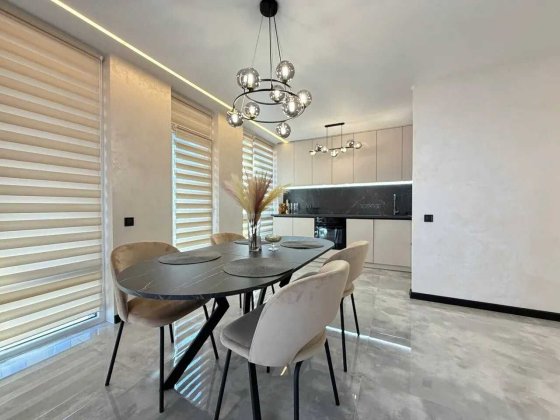 Вигідно!!! Двокімнатна з кухнею-студією в ЖК з басейном на даху Ивано-Франковск