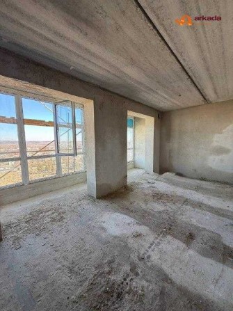 Продаж 3-кімнатної дворівневої квартири 94 м² з видовою терасою  d - фото 1