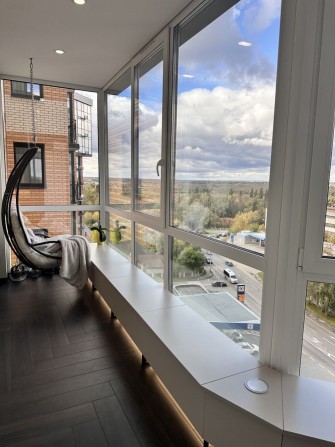 Дизайнерська 2-к квартира в ЖК «Яровиця» - фото 1