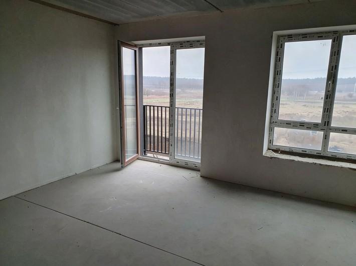 Простора студія з видом на набережну | 3 поверх | газ | без комісії - фото 1