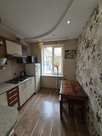 Продаж 2-х кімнатної квартири. Сталінка. Друга дитяча лікарня. - фото 1