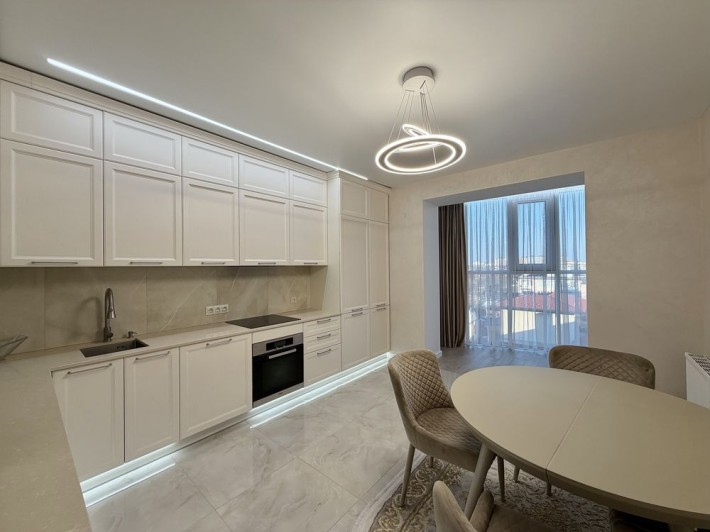 Продаж розкішної 2-кім.квартири в центрі Луцька, клубний будинок! - фото 1