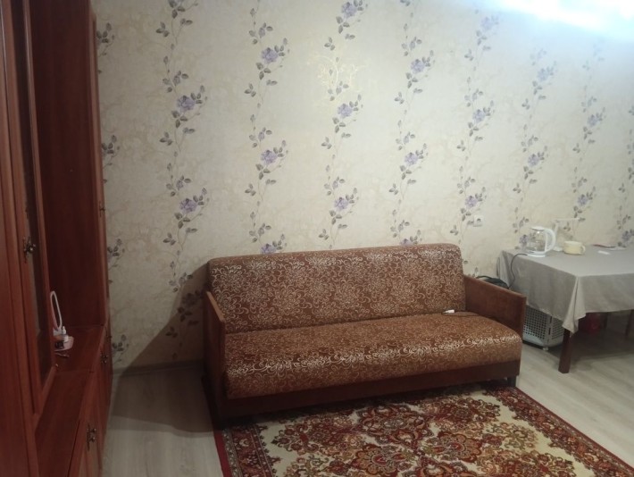 Продам 2 -х кімнатну квартиру - фото 1