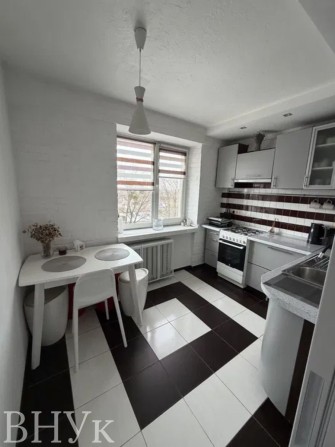 Продам 2х кімнатну квартиру - фото 1