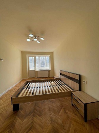 Продаж 2 кім.квартири з сучасним ремонтом!Поверх 3/5.БІЛЯ ПАРКУ! - фото 1