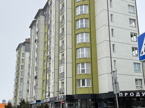 Продаж 3 кімнатної квартири поруч ТЦ Арсен Івано-Франківськ