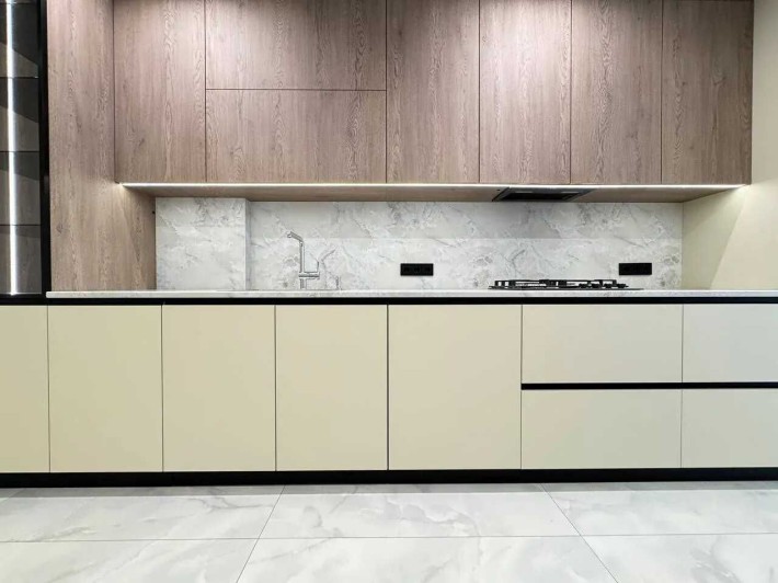 Велика 2-кім в центрі з ремонтом - фото 1