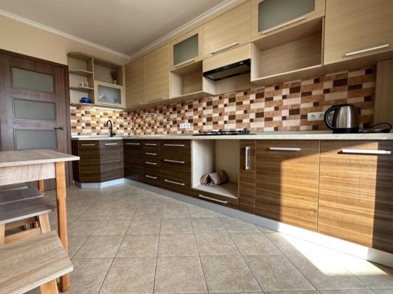 Затишна 2-кімнатна квартира в обжитій новобудові. Центр Ивано-Франковск