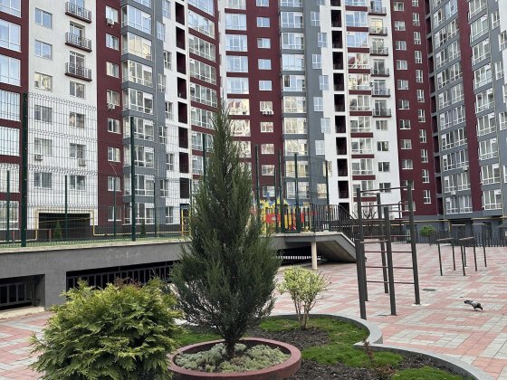 Однокімнатна в центрі, квартира новобуд ратуша парк Галицька Княгинин Івано-Франківськ