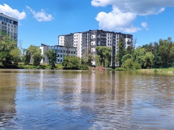 Топова 2 кім. з виглядом на ОЗЕРО та ГОРИ Ивано-Франковск