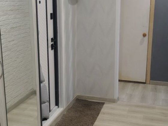 Продам 2-кімнатну квартиру, мікр. Індустріальний 69 Кривой Рог