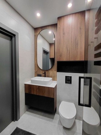 Двокімнатна квартира з дизайнерським ремонтом! - фото 1