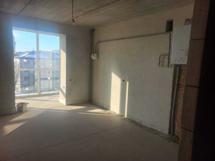 Простора 2-кімнатна квартира 75 м² у новобудові | Луцьк | кухнею 22 м² - фото 1